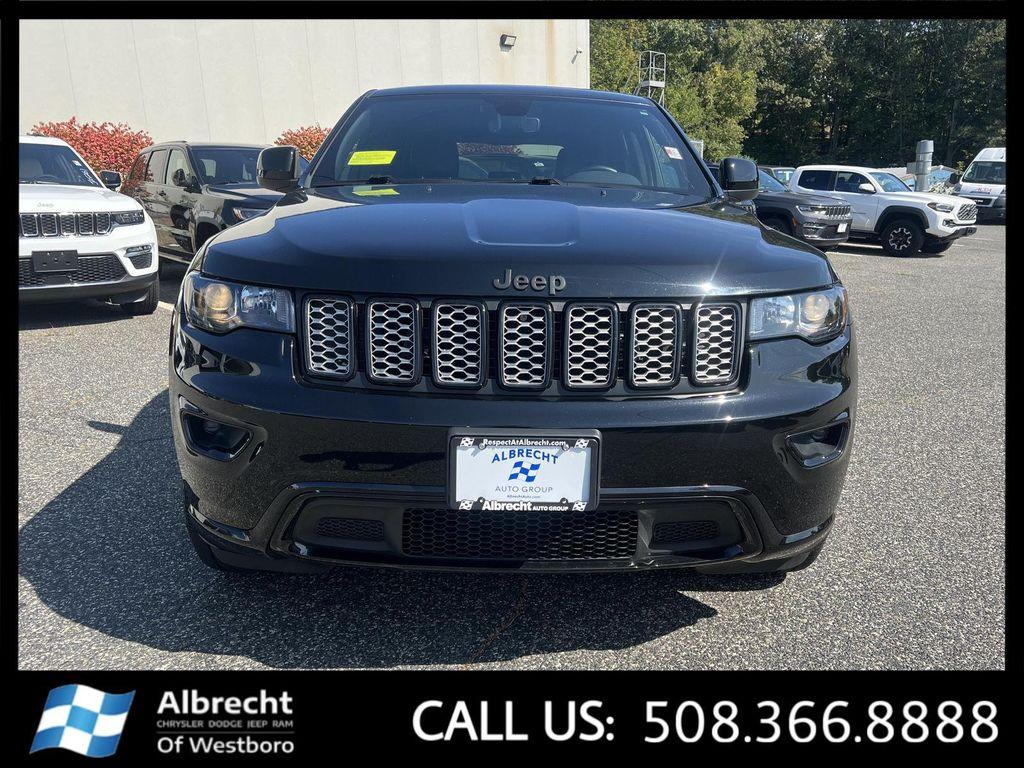 used 2022 Jeep Grand Cherokee car, priced at $28,999