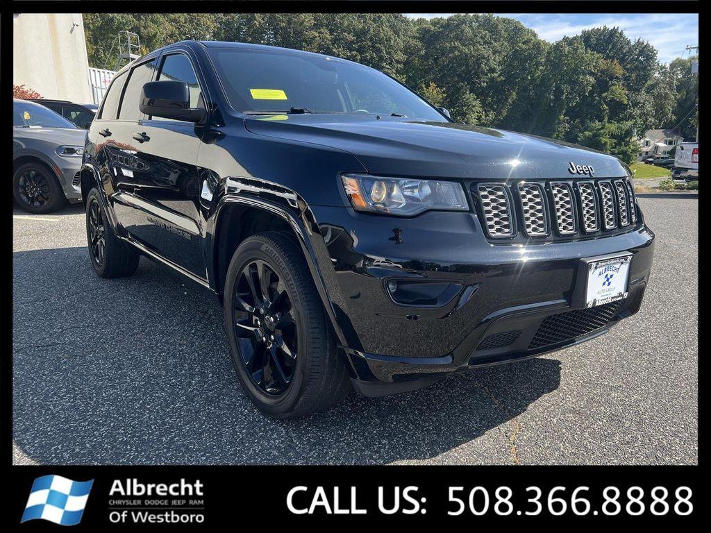 used 2022 Jeep Grand Cherokee car, priced at $28,999