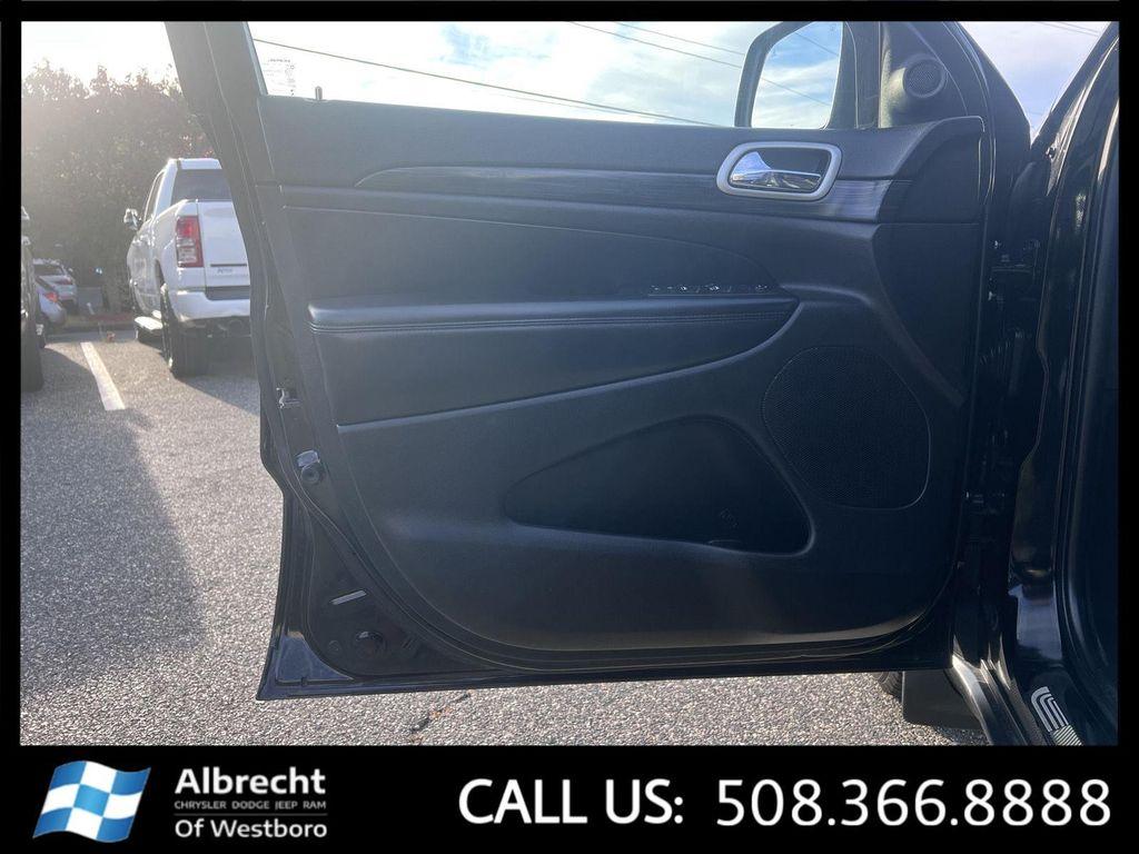 used 2020 Jeep Grand Cherokee car, priced at $23,599