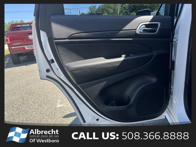 used 2022 Jeep Grand Cherokee car, priced at $31,737