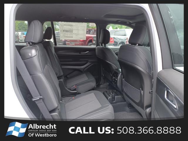 new 2025 Jeep Grand Cherokee L car, priced at $38,325