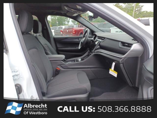 new 2025 Jeep Grand Cherokee L car, priced at $38,325