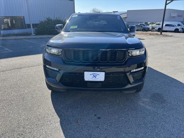 new 2025 Jeep Grand Cherokee car, priced at $50,035