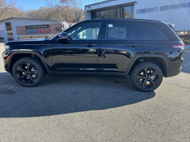 new 2025 Jeep Grand Cherokee car, priced at $50,035