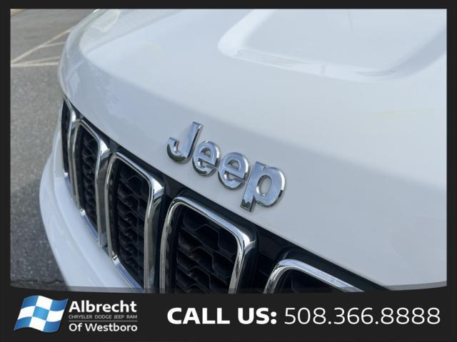 used 2022 Jeep Grand Cherokee car, priced at $28,999