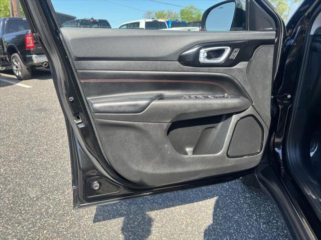 used 2022 Jeep Compass car, priced at $22,999