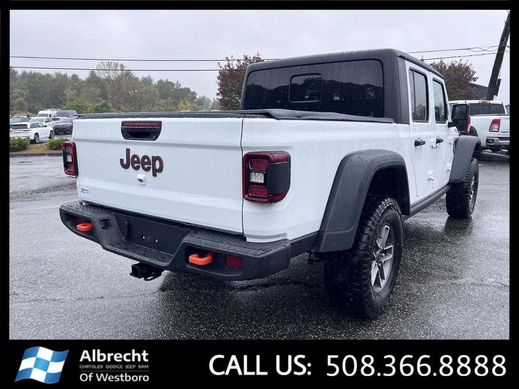 new 2025 Jeep Gladiator car, priced at $51,273