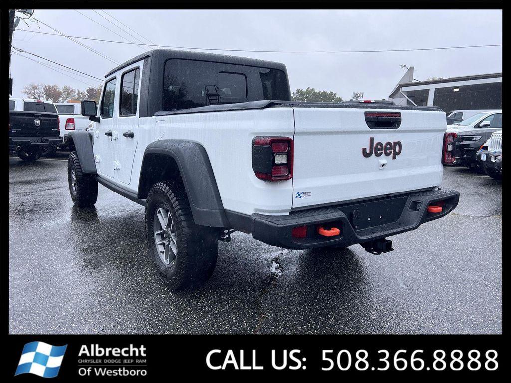 new 2025 Jeep Gladiator car, priced at $51,273
