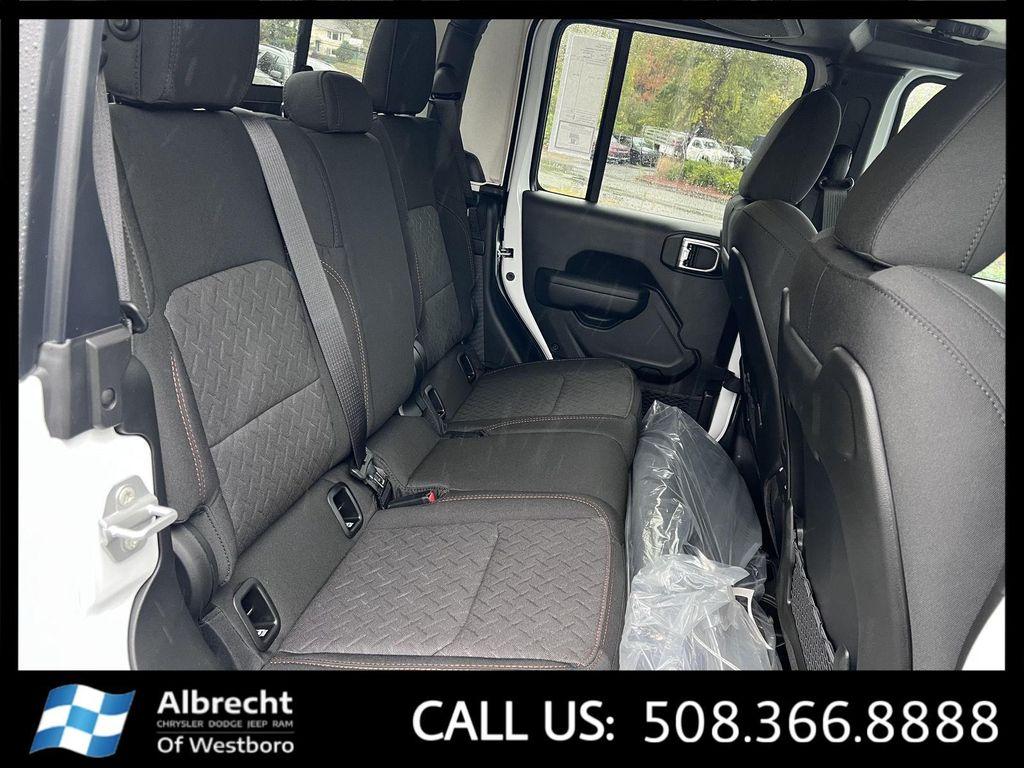 new 2025 Jeep Gladiator car, priced at $51,273