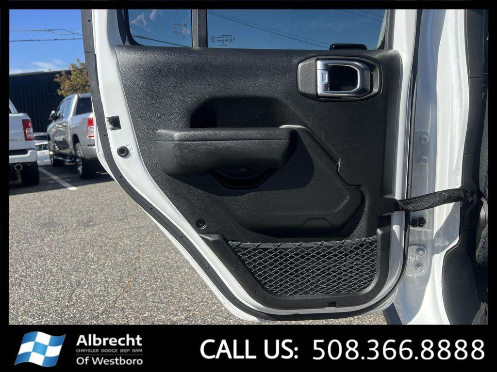 used 2022 Jeep Gladiator car, priced at $36,799