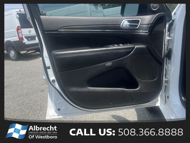 used 2021 Jeep Grand Cherokee car, priced at $32,999