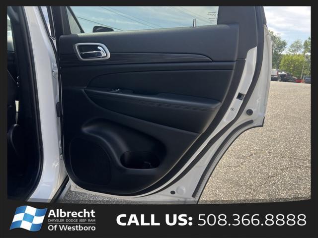 used 2021 Jeep Grand Cherokee car, priced at $29,999