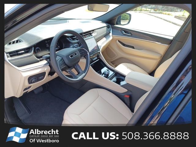 new 2025 Jeep Grand Cherokee car, priced at $40,510