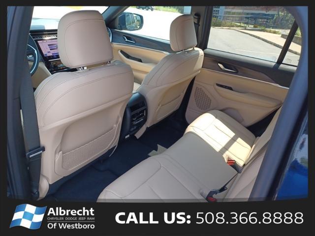 new 2025 Jeep Grand Cherokee car, priced at $40,510