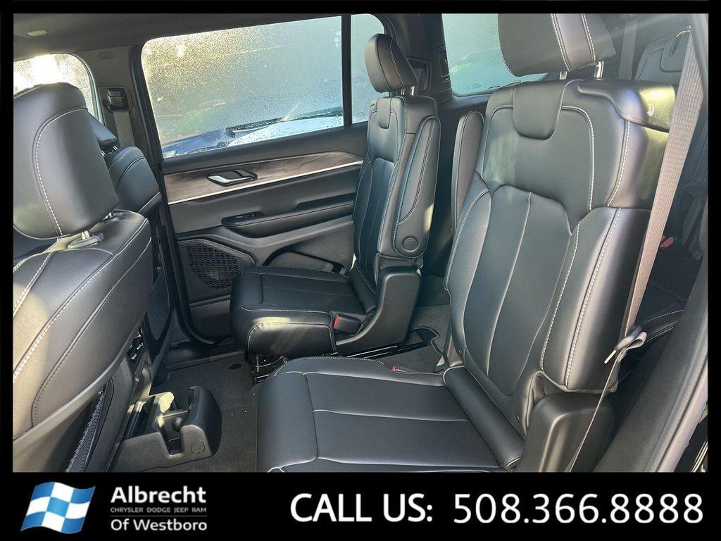 new 2025 Jeep Grand Cherokee L car, priced at $45,962