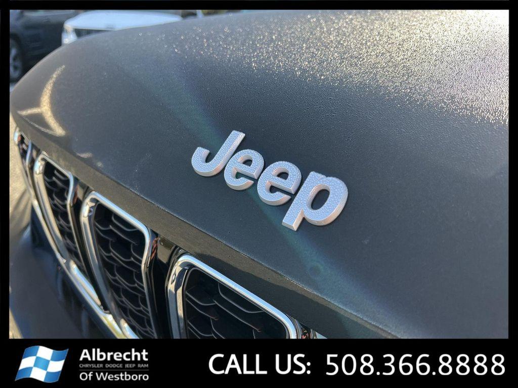 new 2025 Jeep Grand Cherokee L car, priced at $45,962