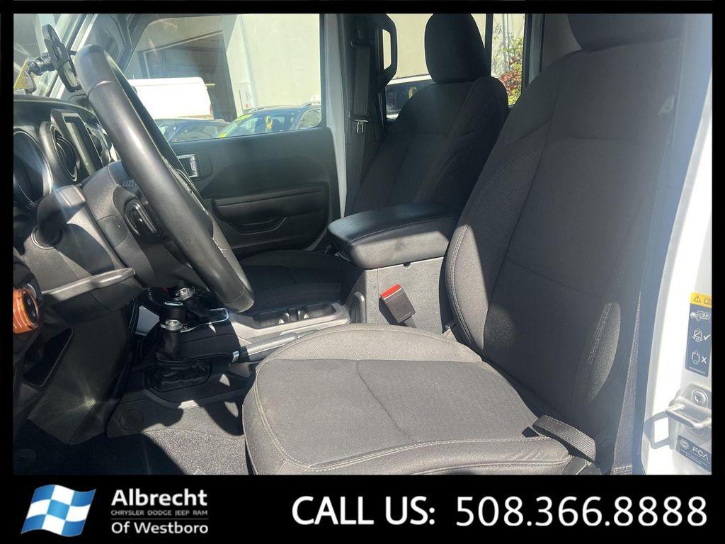 used 2022 Jeep Gladiator car, priced at $35,899