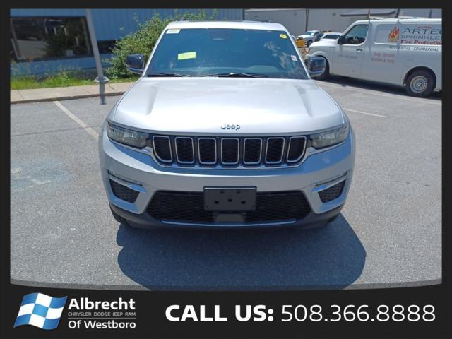 new 2025 Jeep Grand Cherokee car, priced at $40,510