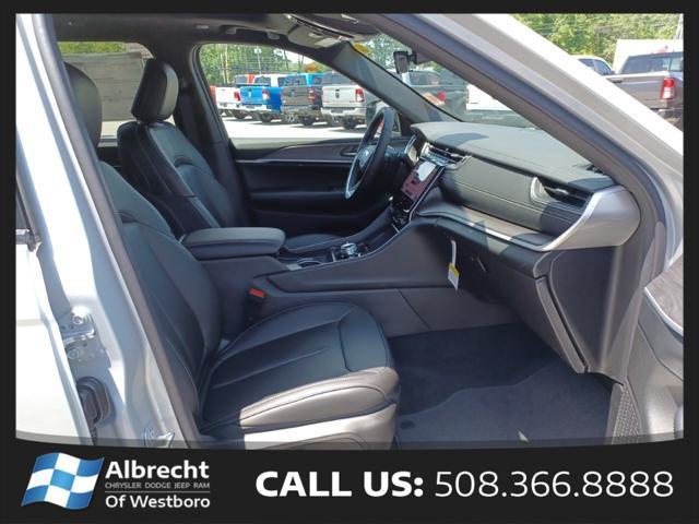 new 2025 Jeep Grand Cherokee car, priced at $40,510