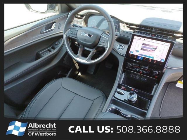 new 2025 Jeep Grand Cherokee car, priced at $45,010