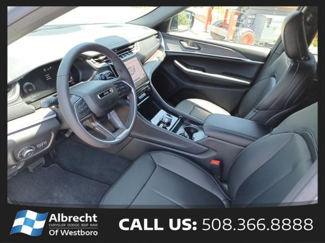 new 2025 Jeep Grand Cherokee car, priced at $40,510