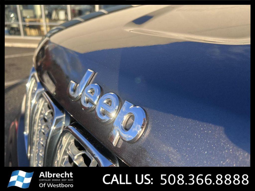 used 2020 Jeep Grand Cherokee car, priced at $29,994