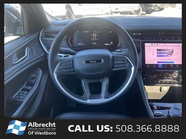 new 2025 Jeep Grand Cherokee car, priced at $45,810