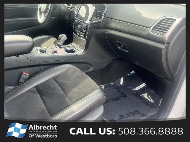 used 2022 Jeep Grand Cherokee car, priced at $33,999