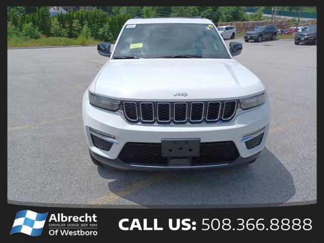 new 2025 Jeep Grand Cherokee car, priced at $39,915