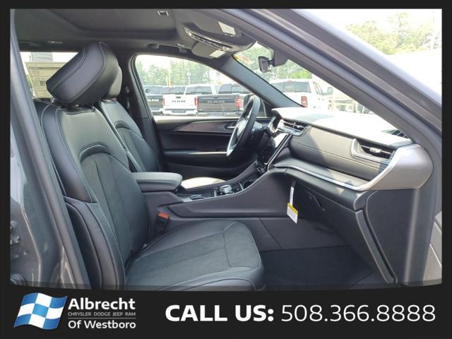 new 2025 Jeep Grand Cherokee car, priced at $40,375