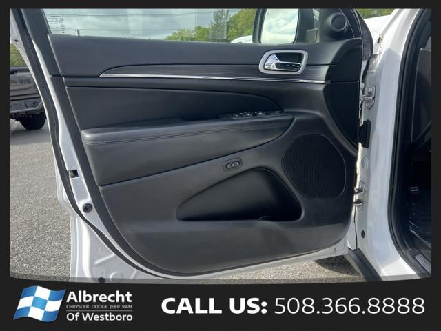 used 2022 Jeep Grand Cherokee car, priced at $31,999
