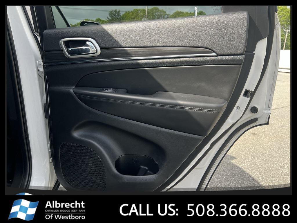 used 2022 Jeep Grand Cherokee car, priced at $26,999