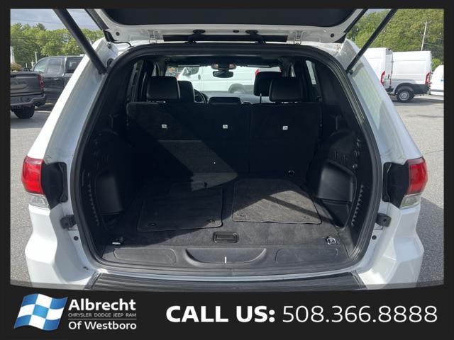 used 2022 Jeep Grand Cherokee car, priced at $31,999
