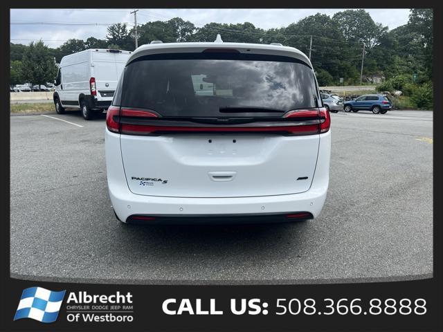 used 2022 Chrysler Pacifica car, priced at $33,499