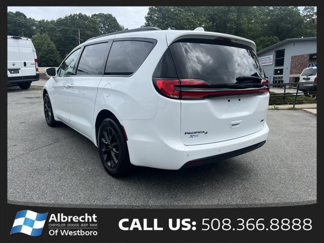 used 2022 Chrysler Pacifica car, priced at $33,499