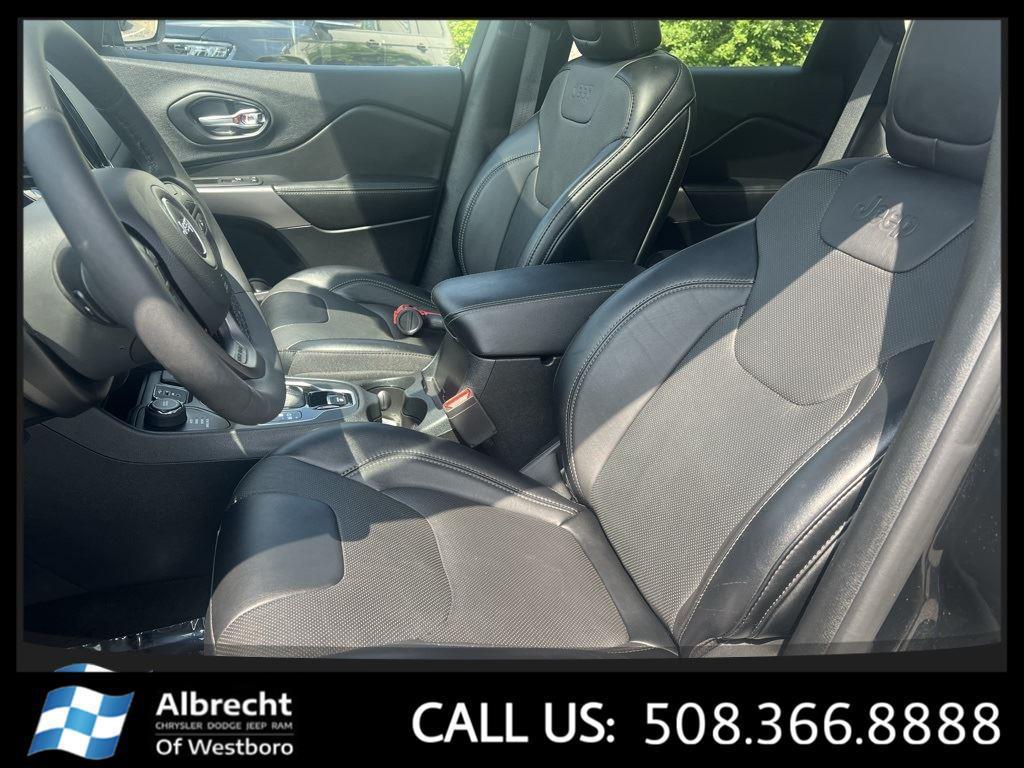 used 2022 Jeep Cherokee car, priced at $23,999