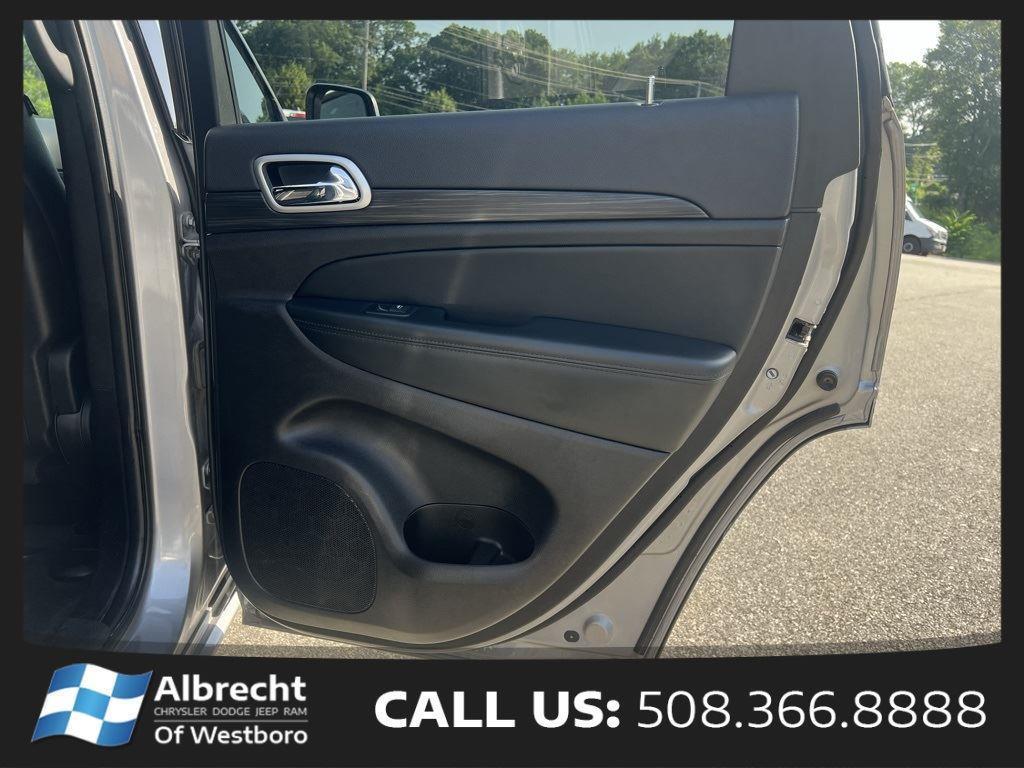 used 2021 Jeep Grand Cherokee car, priced at $27,882