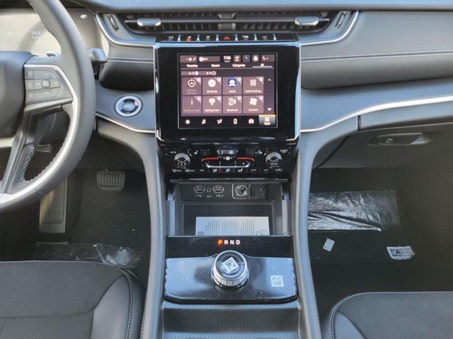 new 2024 Jeep Grand Cherokee L car, priced at $48,155