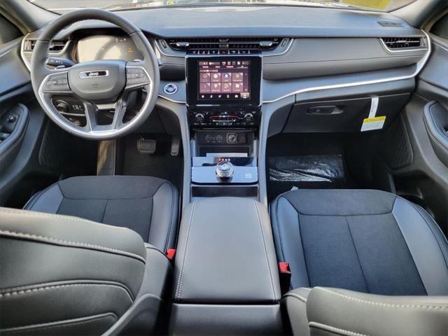 new 2024 Jeep Grand Cherokee L car, priced at $48,155