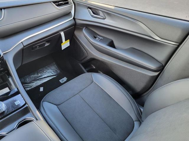 new 2024 Jeep Grand Cherokee L car, priced at $48,155