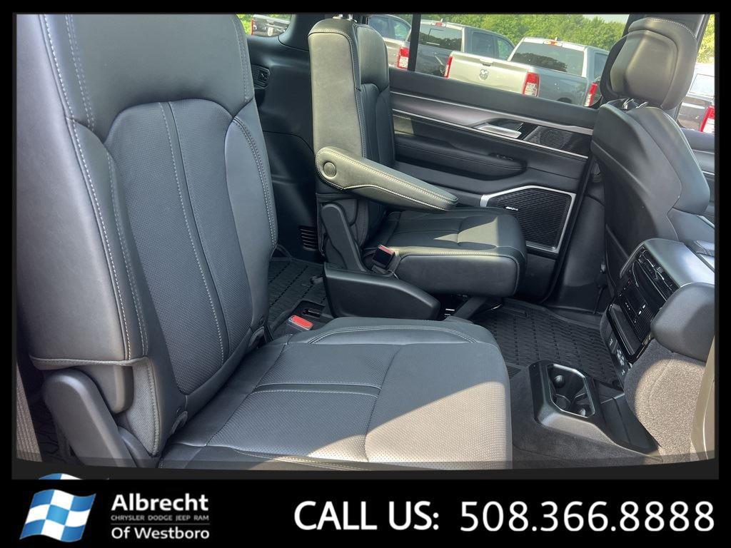 new 2025 Jeep Wagoneer car, priced at $69,820