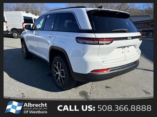 new 2025 Jeep Grand Cherokee car, priced at $48,140