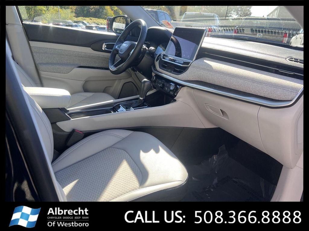 used 2022 Jeep Compass car, priced at $25,999