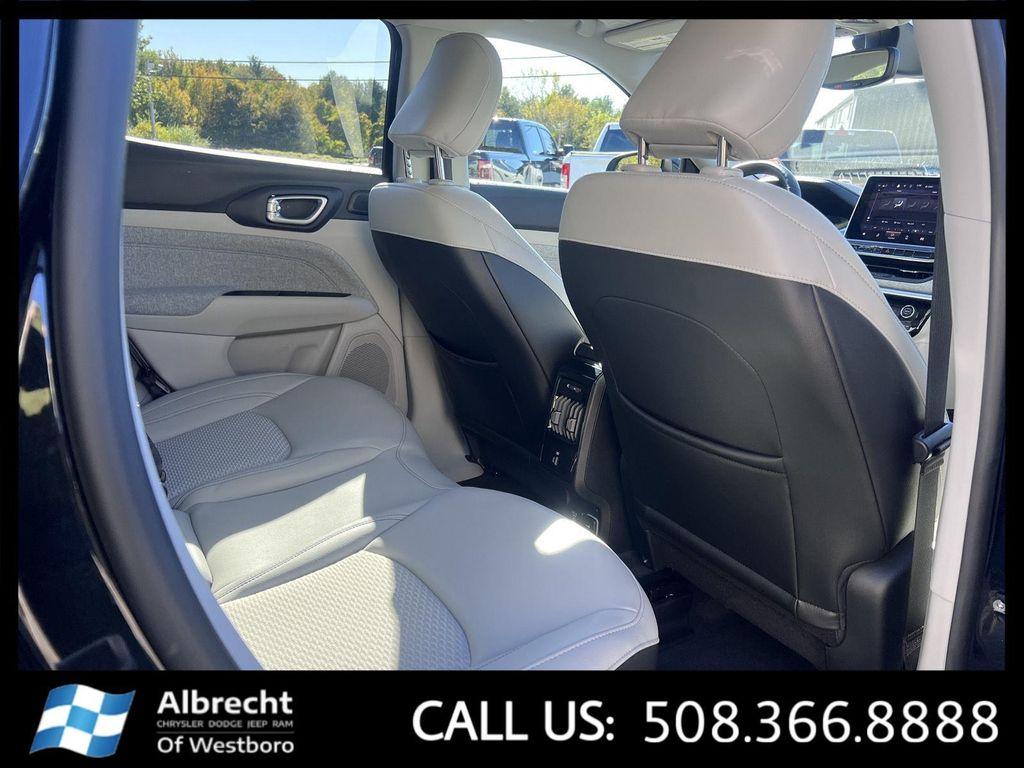 used 2022 Jeep Compass car, priced at $25,999