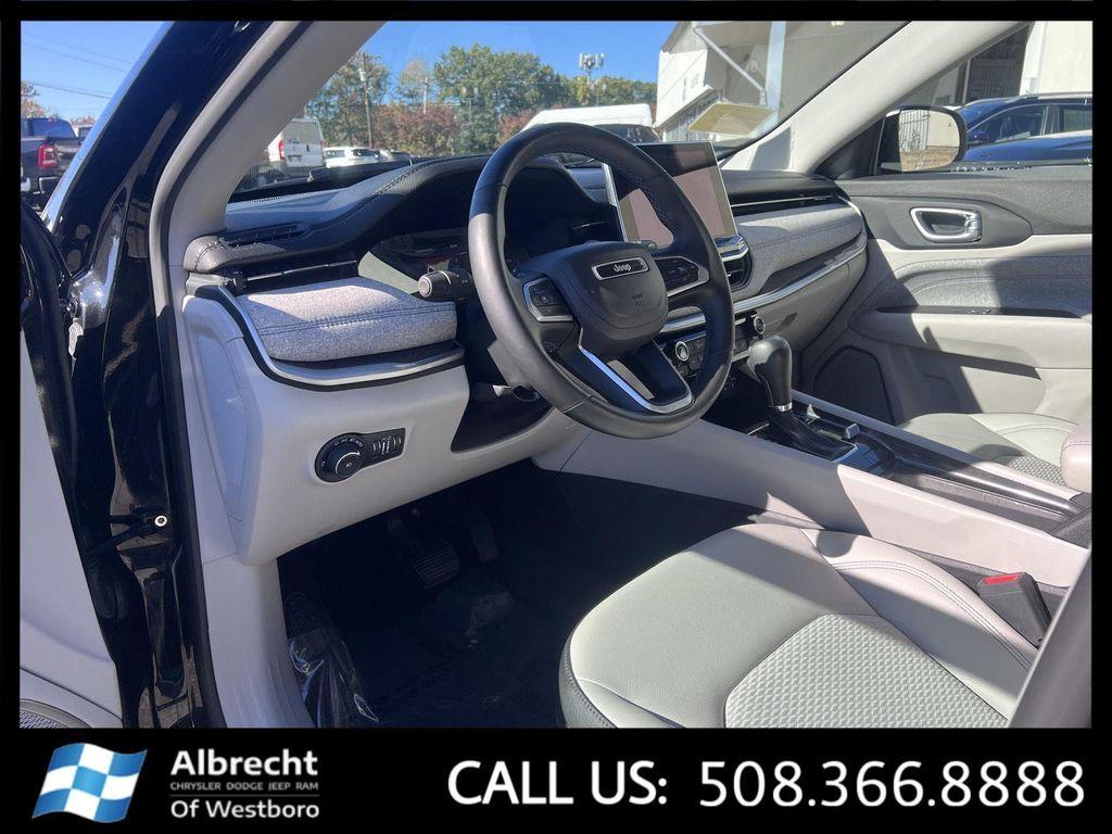 used 2022 Jeep Compass car, priced at $25,999