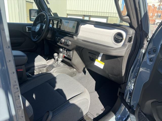 new 2025 Jeep Wrangler car, priced at $48,441