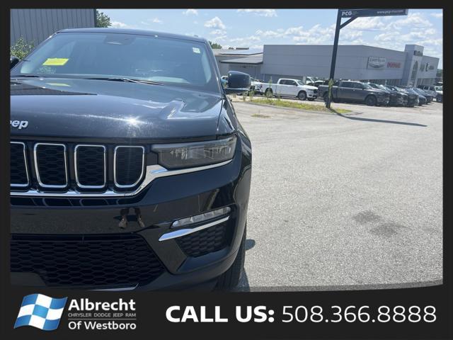 used 2022 Jeep Grand Cherokee car, priced at $35,999