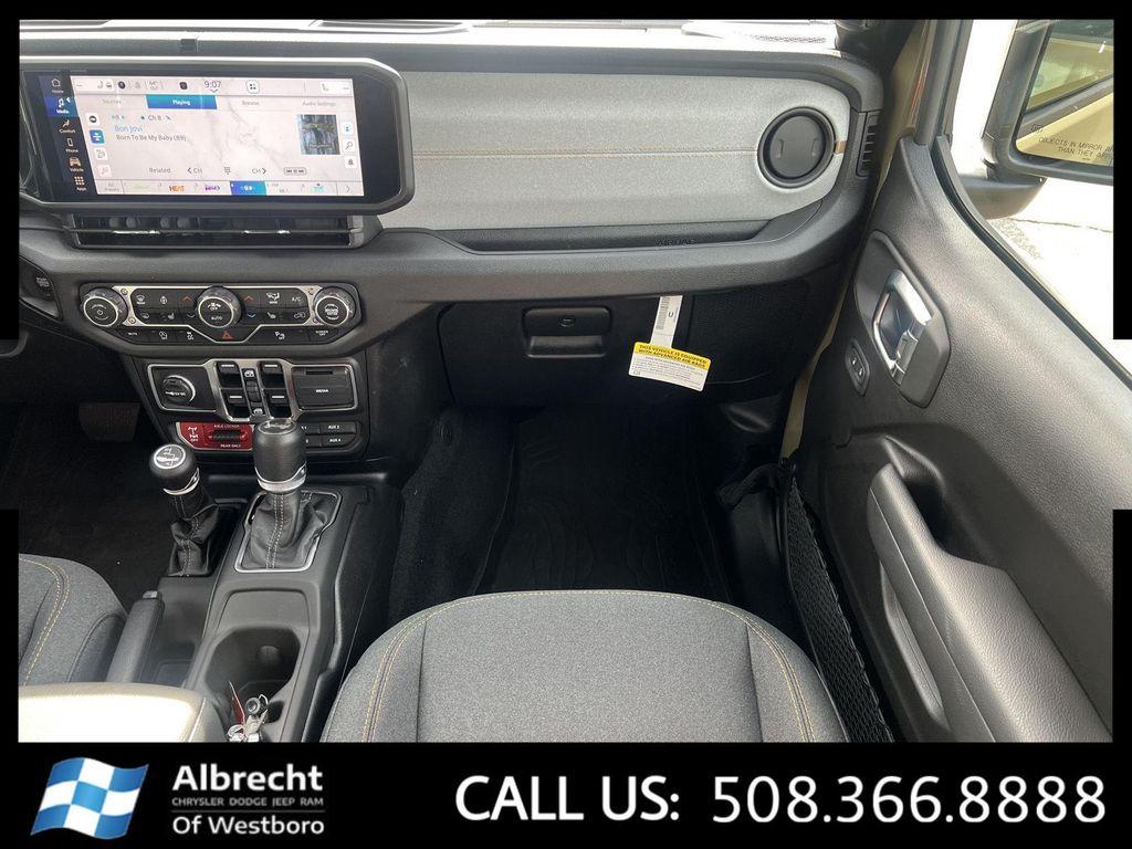 new 2025 Jeep Wrangler car, priced at $52,839