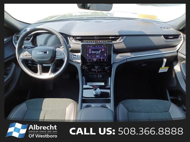 new 2025 Jeep Grand Cherokee L car, priced at $41,375