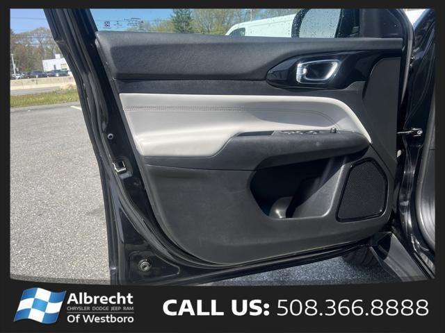used 2022 Jeep Compass car, priced at $24,999
